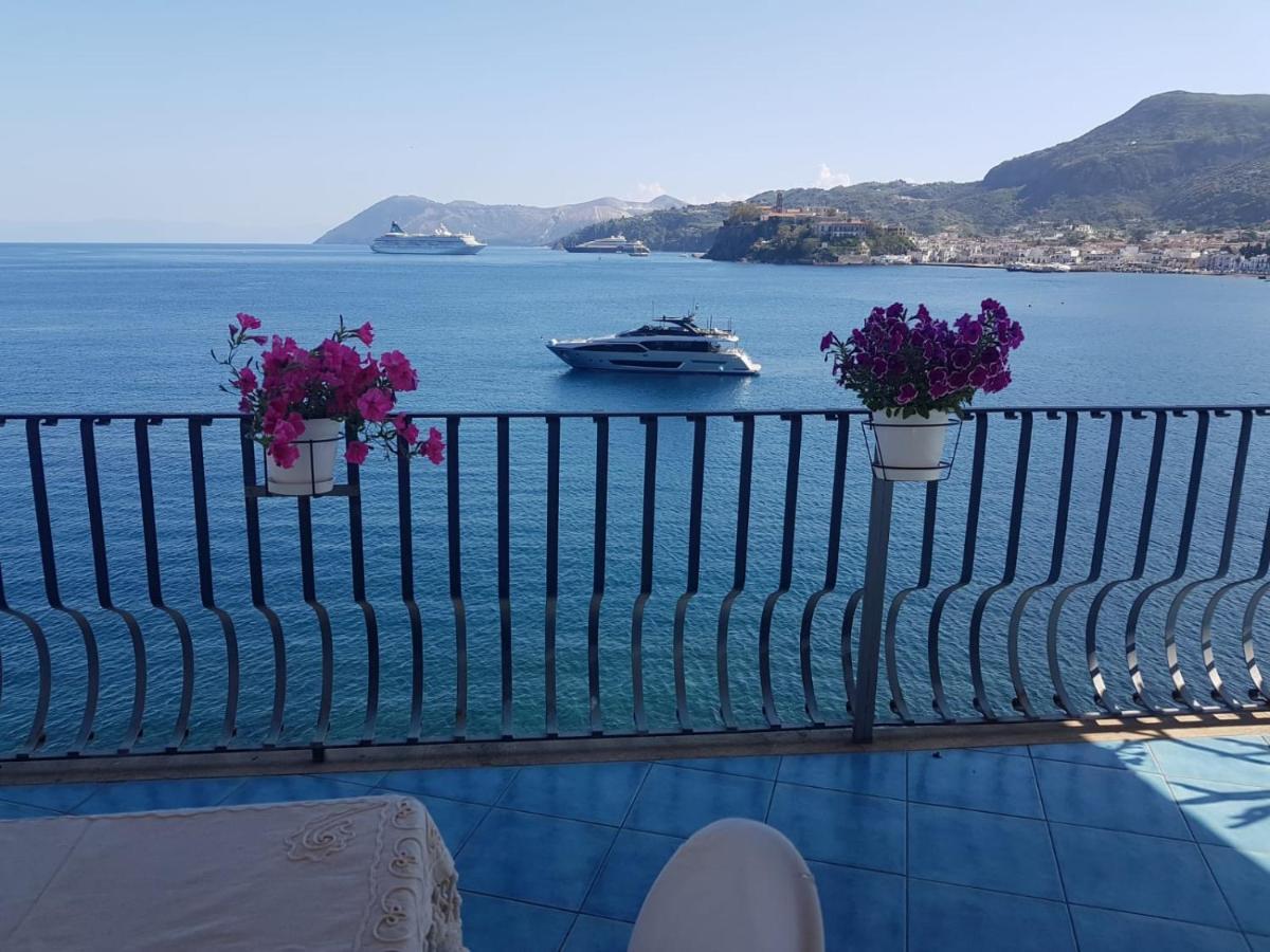 B&B Alta Marea Lipari Экстерьер фото