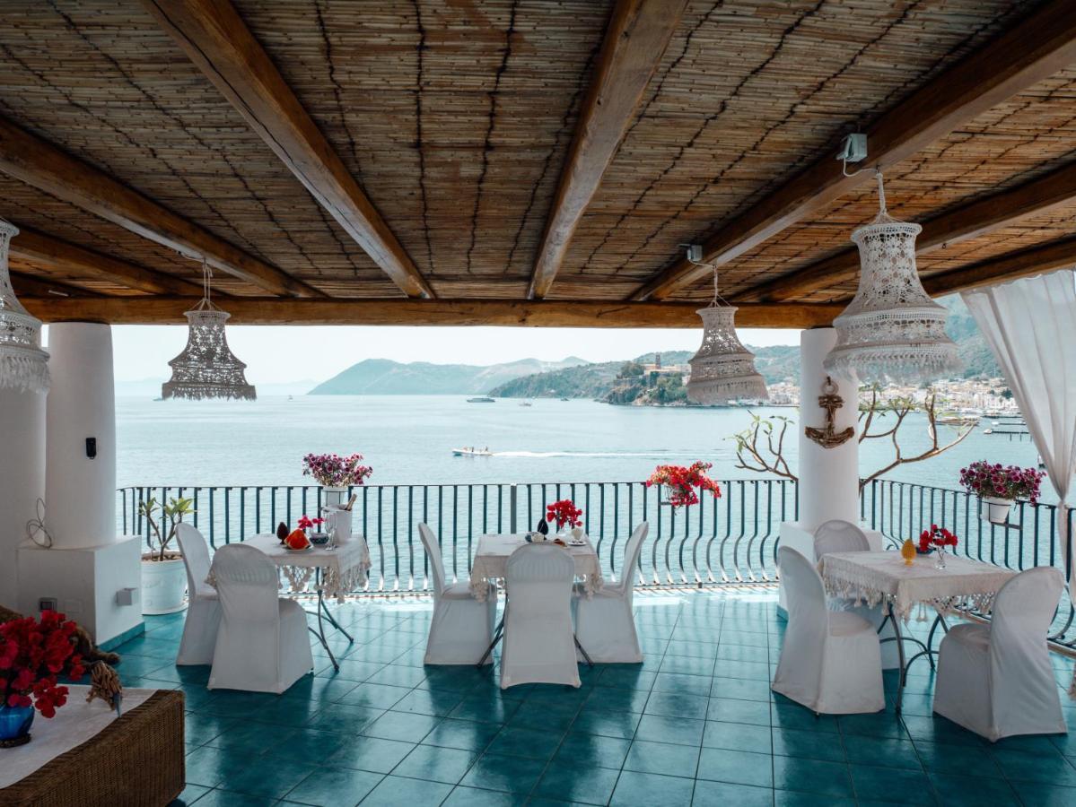 B&B Alta Marea Lipari Экстерьер фото