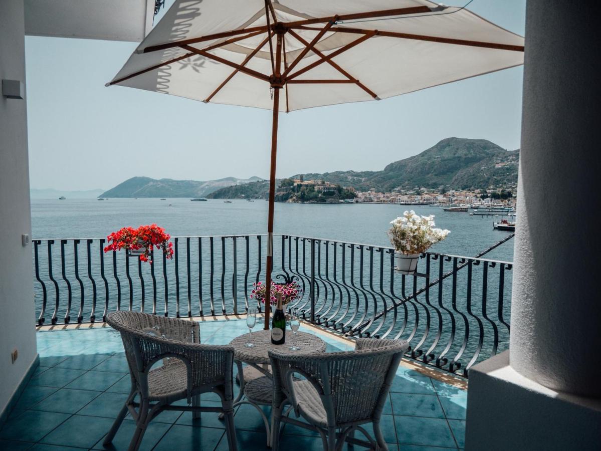 B&B Alta Marea Lipari Экстерьер фото